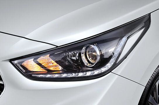 Hình ảnh Hyundai Accent 13 Hình Ảnh Hyundai Accent 9