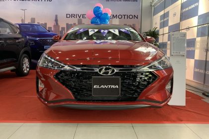 Hình ảnh Elantra Sport 2019 màu đỏ