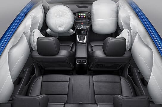 Hình ảnh Hyundai Elantra 2021 133 tui khi hyundai elantra 2019