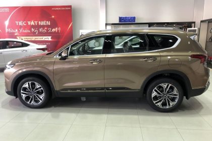 Hình ảnh Santafe 2019 màu vàng cát (nâu)