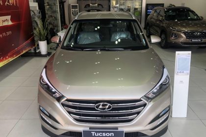 Hình ảnh Hyundai Tucson Tiêu chuẩn màu vàng be