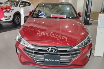 Hình ảnh Elantra 1.6AT màu đỏ 2019