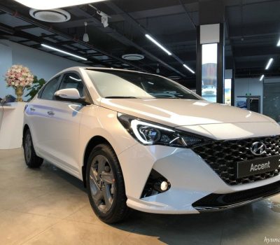 Hyundai Accent 2021 bản tiêu chuẩn bất ngờ xuất hiện trên đường phố