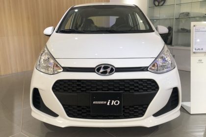 Hình ảnh I10 Hatchback Base (Tiêu chuẩn) màu trắng