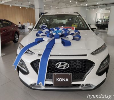 Hình ảnh Hyundai Kona tiêu chuẩn màu trắng