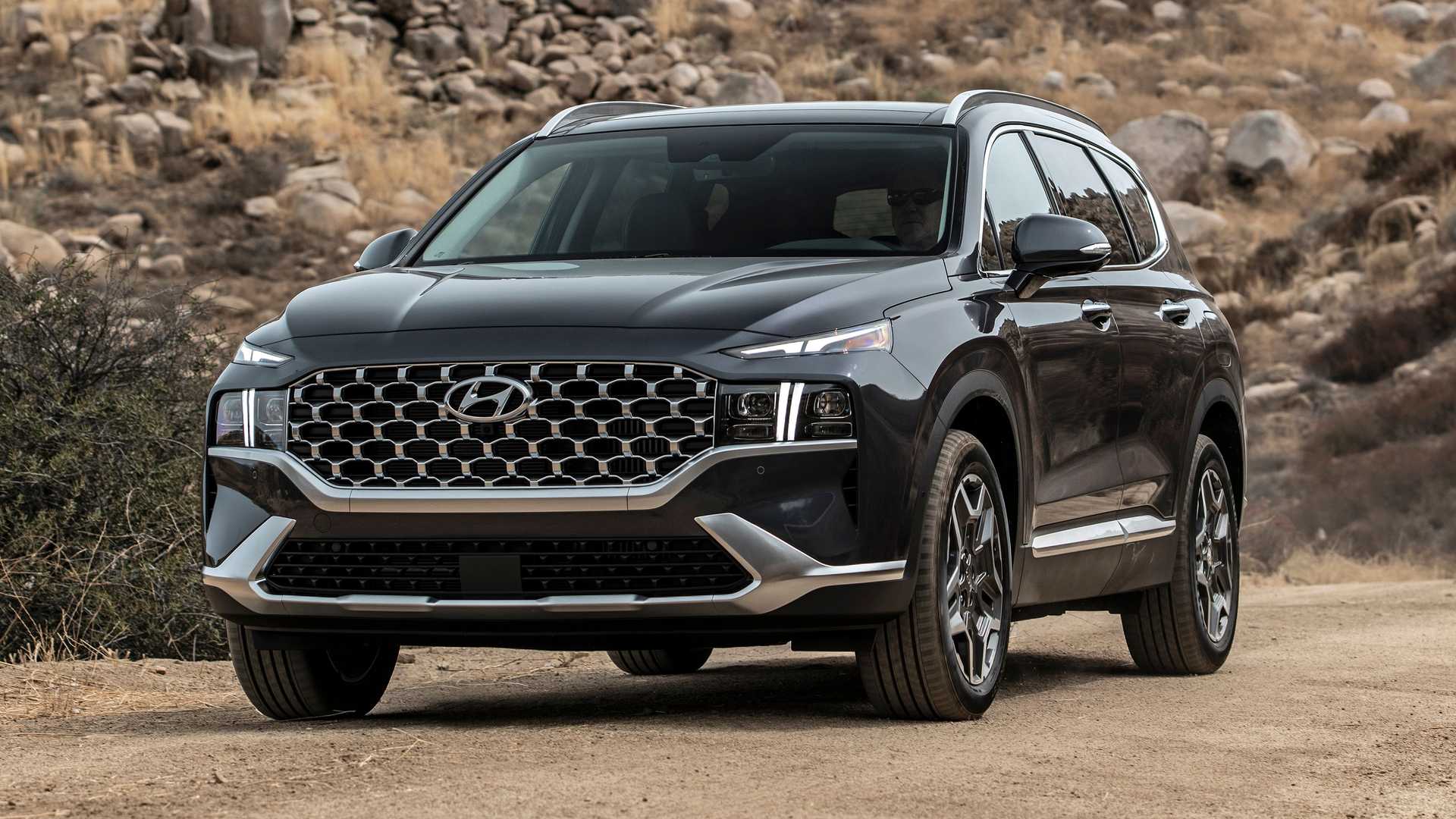 Đánh giá xe Hyundai Santa Fe 2021 Ngập tràn tiện nghi lái có phê hơn  Sorento