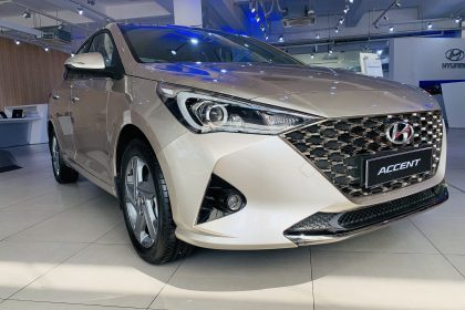 Hình ảnh Hyundai Accent 2022 màu vàng be (ghi vàng)