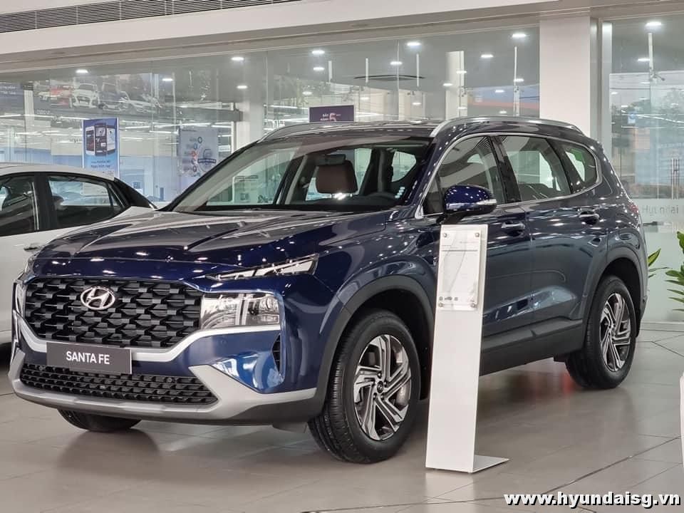 Read more about the article Bảng giá và chương trình khuyến mãi xe Hyundai tháng 8/2022