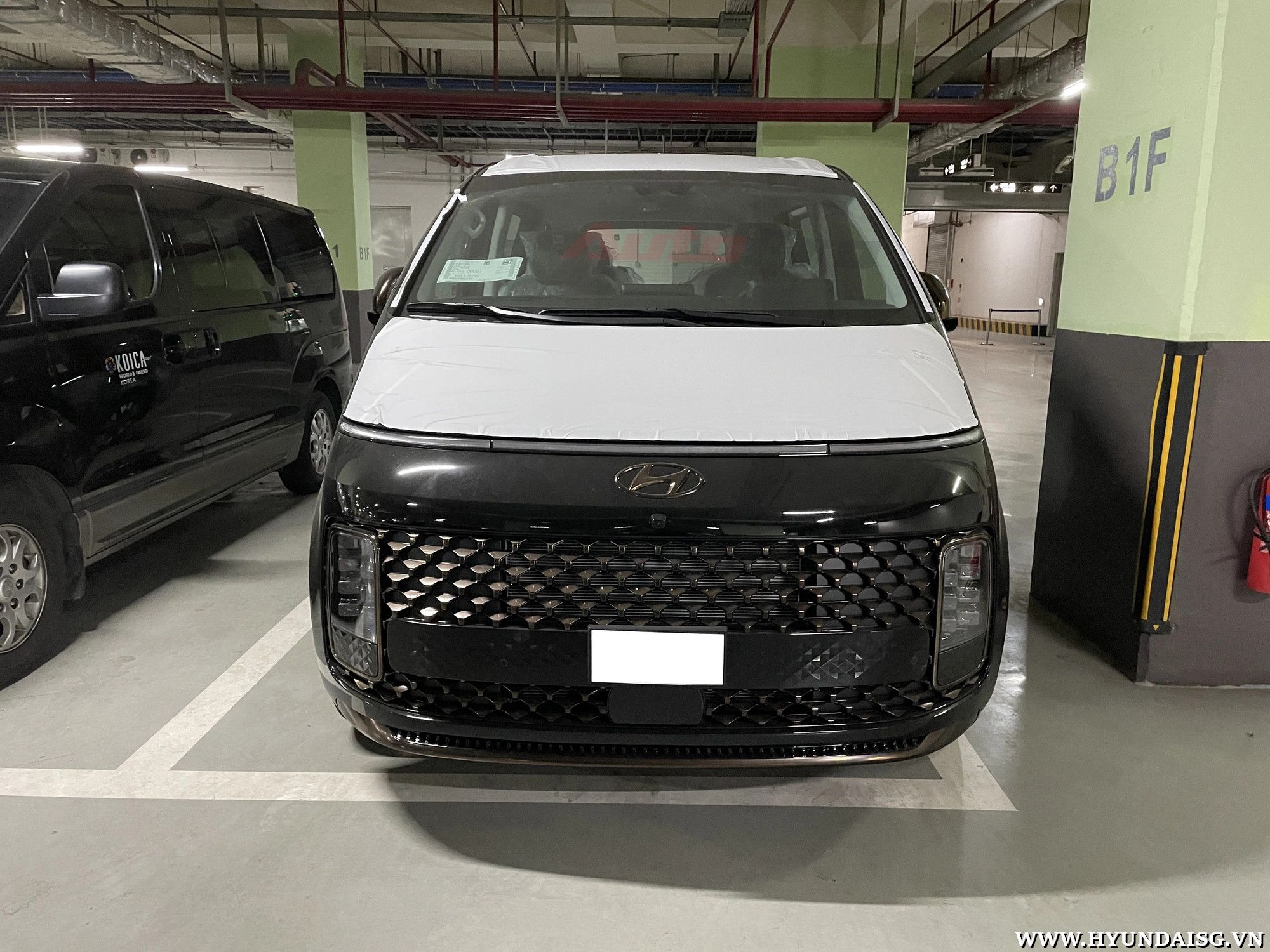 Read more about the article Hyundai 9 chỗ, mẫu xe nâng cấp của Hyundai Starex, Hyundai Staria 2022 lộ diện tại Việt Nam