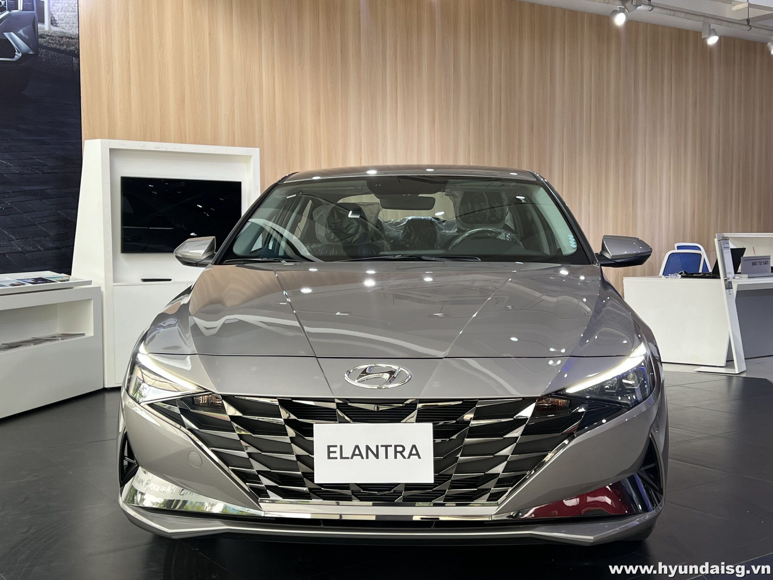 Hình Ảnh So sánh Hyundai Elantra 2023 các phiên bản 25