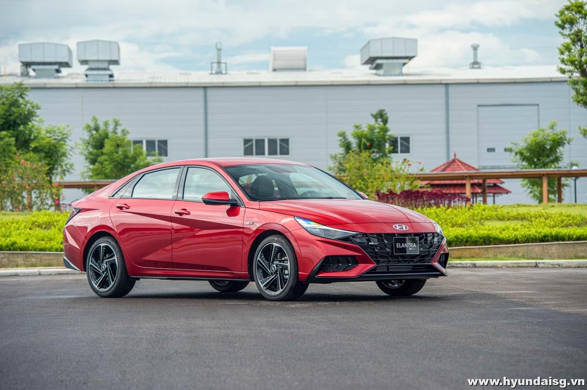 Hình ảnh Tổng kết về ưu và nhược điểm của Hyundai Elantra 2023 ? 16 Hình Ảnh Tổng kết về ưu và nhược điểm của Hyundai Elantra 2023 ? 15