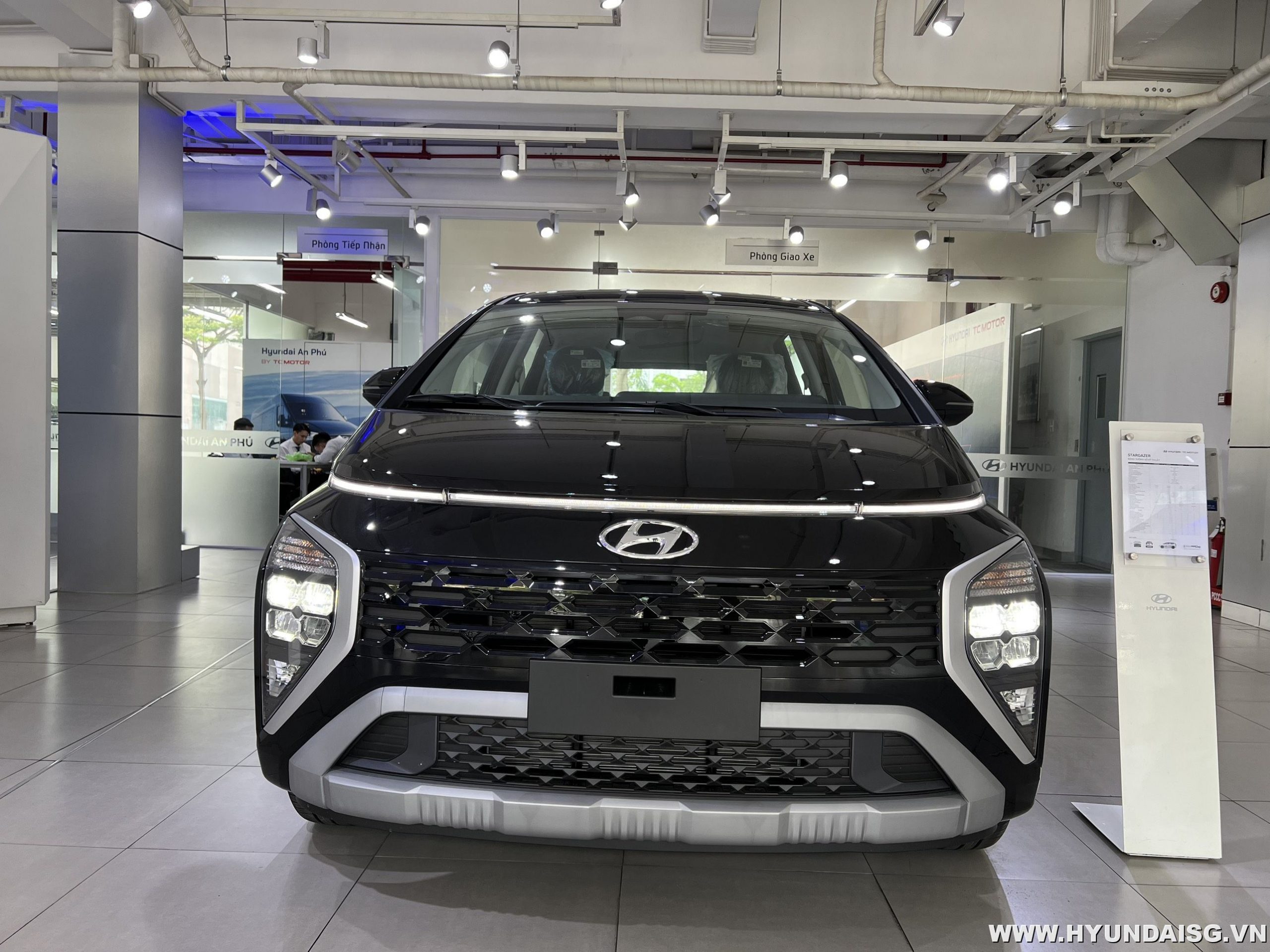 Hình Ảnh Giá lăn bánh Hyundai Stargazer bao nhiêu ? 1