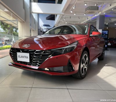Hình ảnh Hyundai Elantra 2023 màu đỏ (bản 2.0 full)