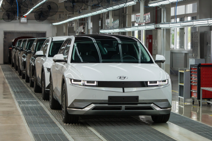 So sánh 2 phiên bản Hyundai Ioniq 5 tại Việt Nam ?