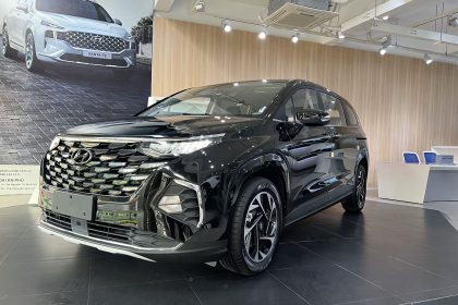 Chi tiết giá lăn bánh Hyundai Custin 2024