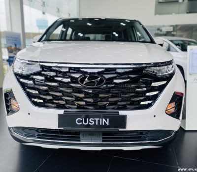 Hình ảnh xe Hyundai Custin màu trắng (bản cao cấp)